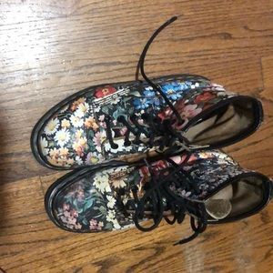 RARE vintage floral print made in UK doc martens